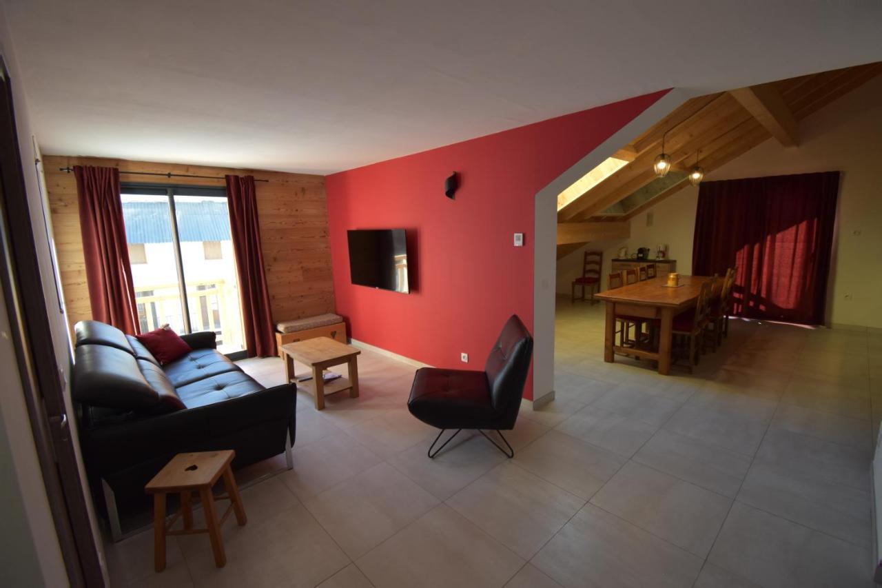 Vaujanylocations - Marguerite Appartement Buitenkant foto